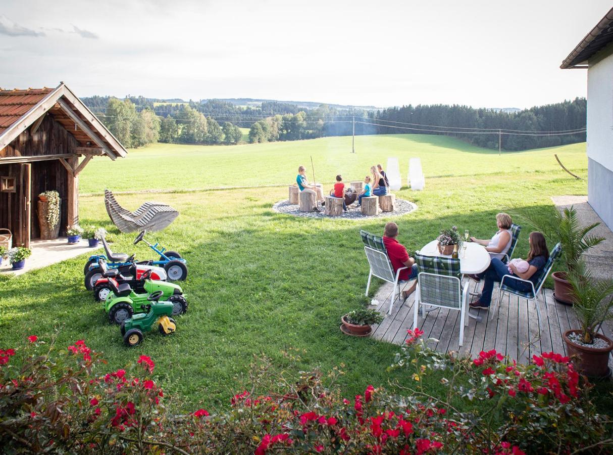 Traumferienhaus Xxl Ortner Wetzendorf Exteriör bild